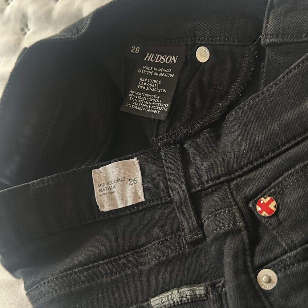 Hudson Jeans - Picture 5 of 6